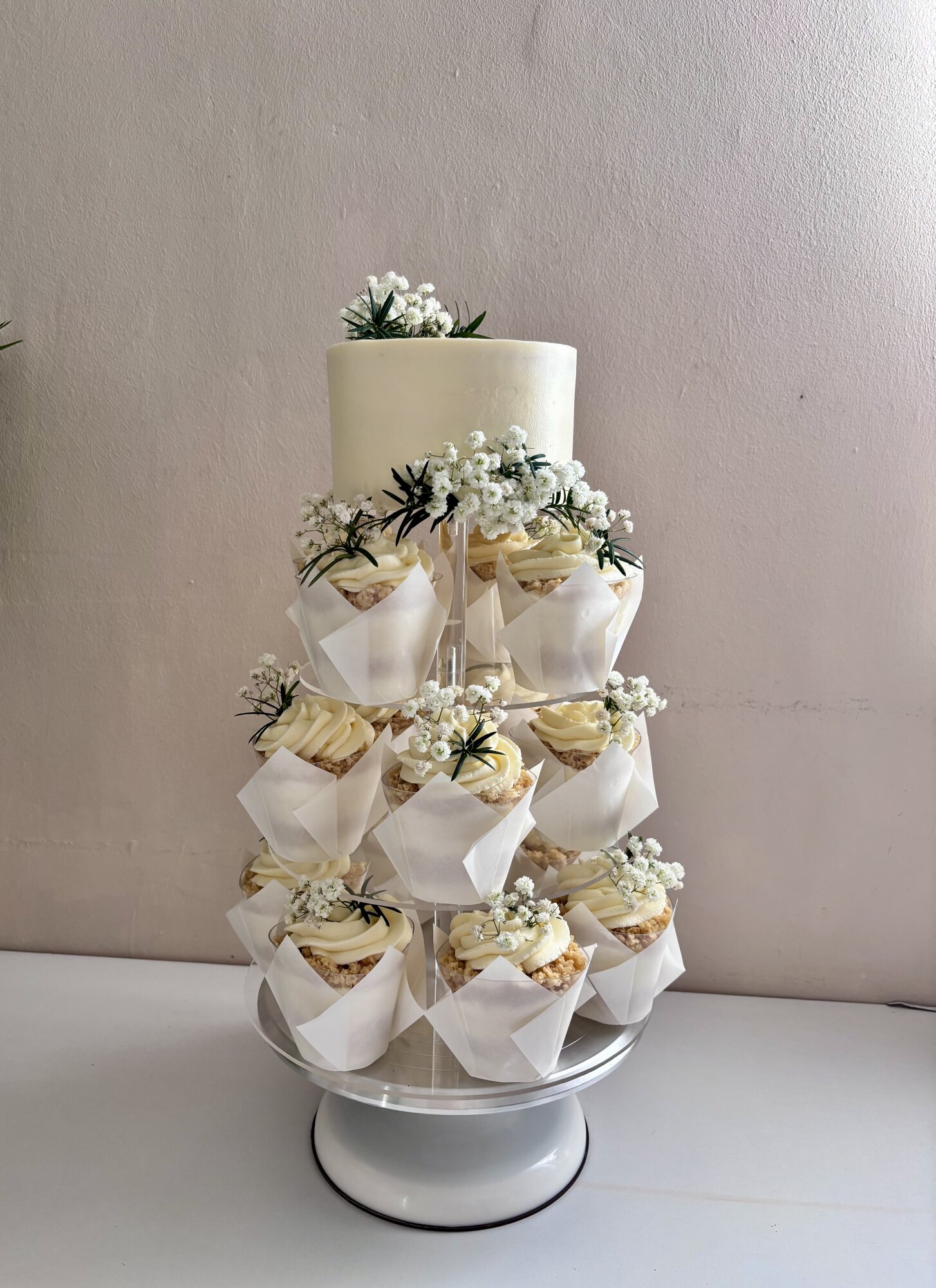 LEMON pracownia cukiernicza by Anastasiia Kravchenko