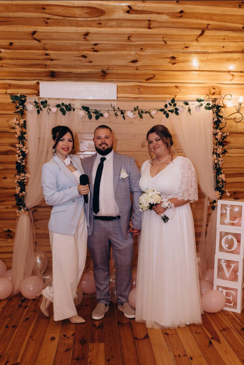 Ведуча Юлія Прудських