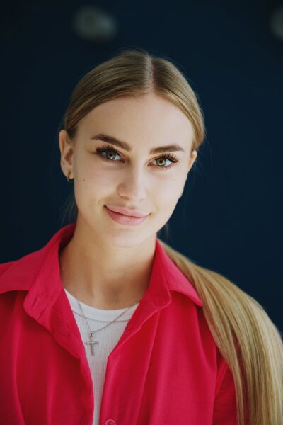 Діана Хіжній